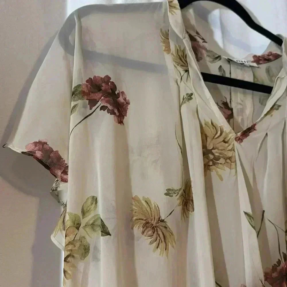 Ro&De Vintage Sheer Floral Tunic - Picture 6 of 9